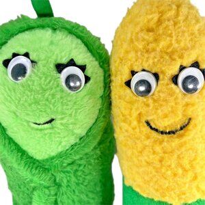 Vtg Veggie Plush Cobbie Corn Sweetie Pea Del Monte Country Yumkins Googly Eyes
